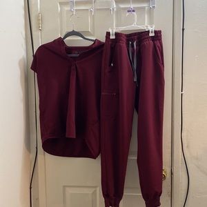 NOT NEW! It’s still in great condition! It’s the Rafaela top & Zamora joggers.